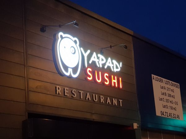 Enseigne pour un restaurant sushi Lyon 7