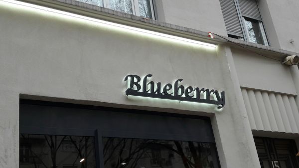 Enseigne pour magasin à Villeurbanne