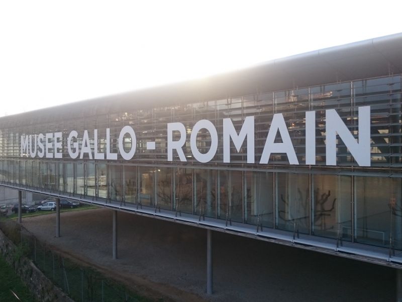 Lettres reliefs Musée Gallo Romain